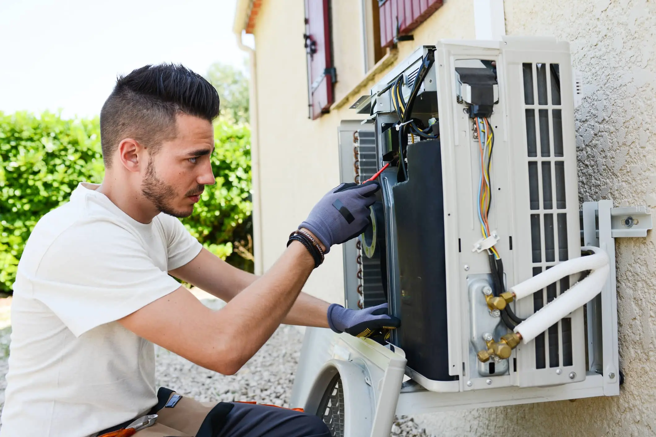 Who Should I Call to Fix My Water Heater?